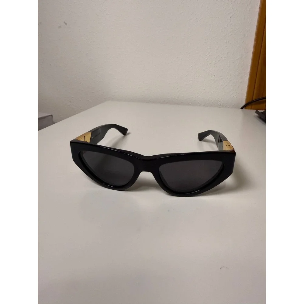 Bottega Veneta black glasses